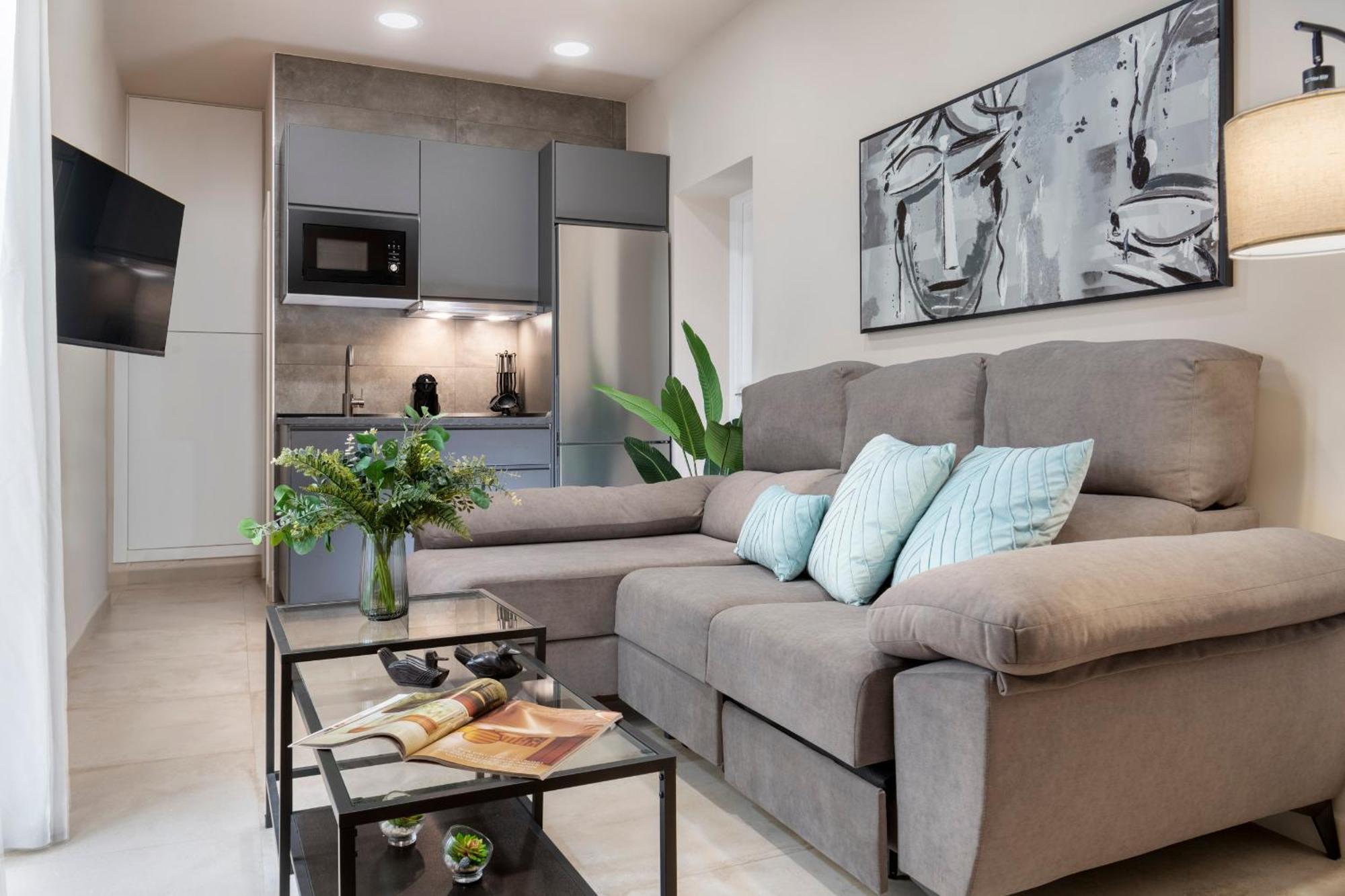 Triana Pureza Suite Con Patio Privado Seville Exterior photo